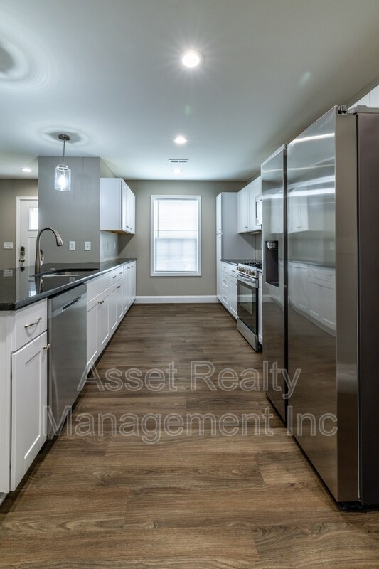 Building Photo - 112 Bennett Ln