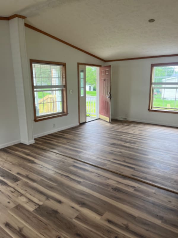 Building Photo - 365 Church St