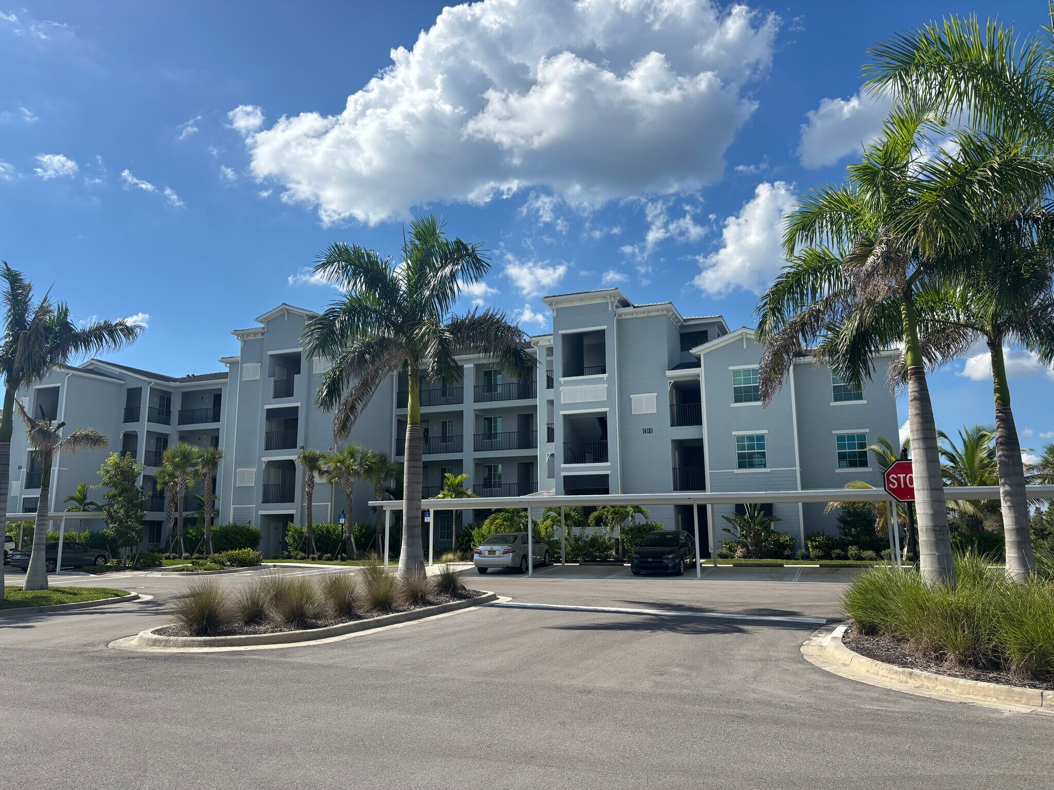 Building Photo - 14151 Heritage Landing Blvd