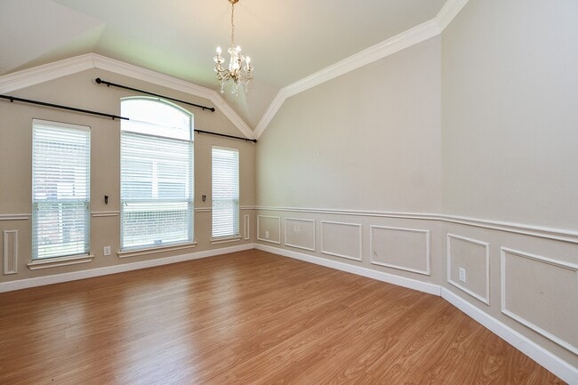 Building Photo - 24019 Hackberry Creek Dr