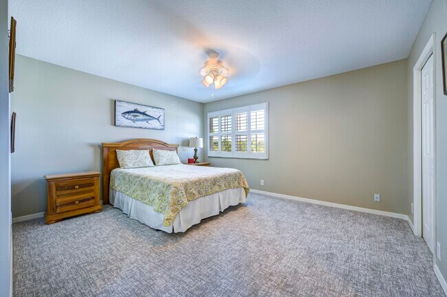 Building Photo - 17080 Crossgate Dr