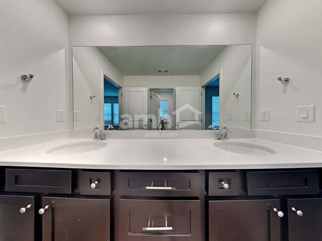 Building Photo - 5326 Pebble Bridge Way