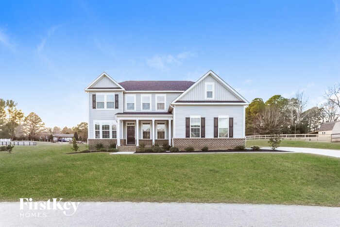 Primary Photo - 61 Twelve Oaks Dr