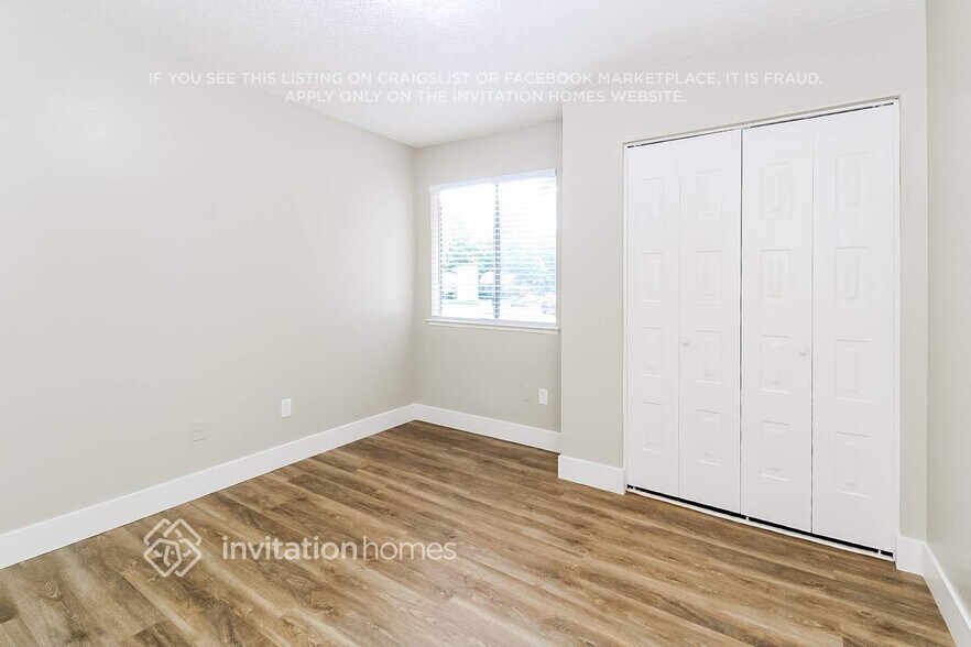 Building Photo - 6527 Bremen Dr