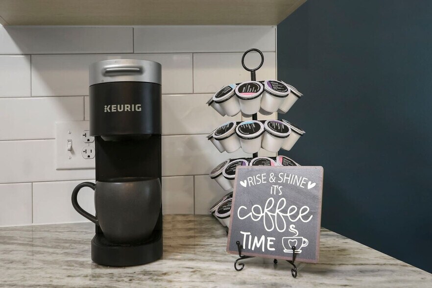 Building Photo - 28294 Ferry Rd