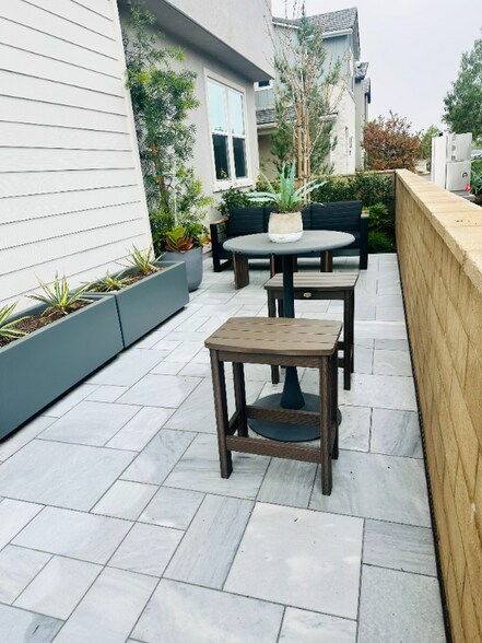 Building Photo - 601 Gadwall