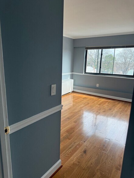 Building Photo - 8308 Flower Ave