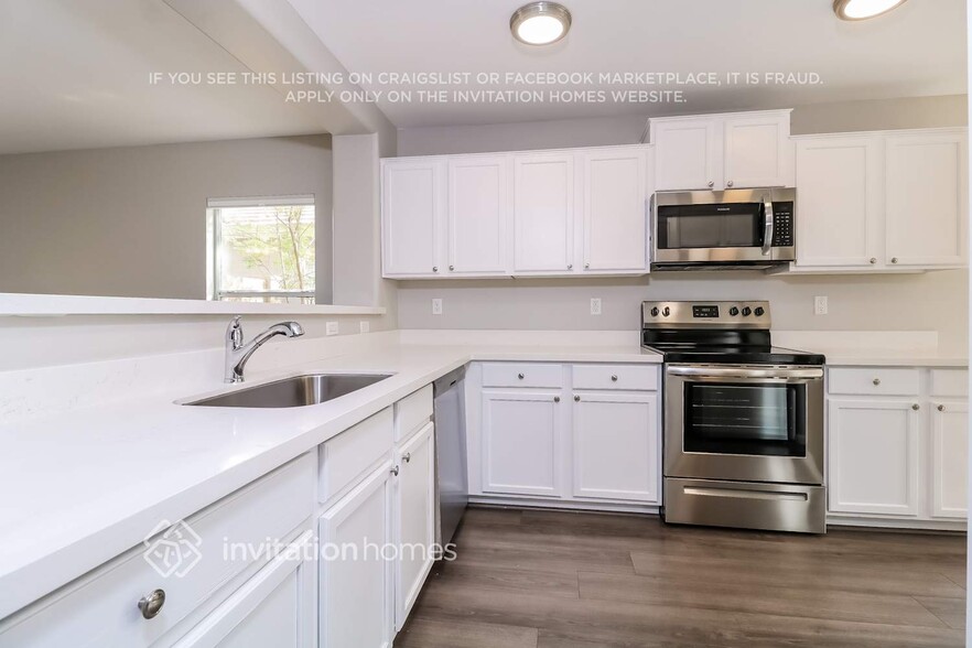 Building Photo - 11558 W Retheford Rd