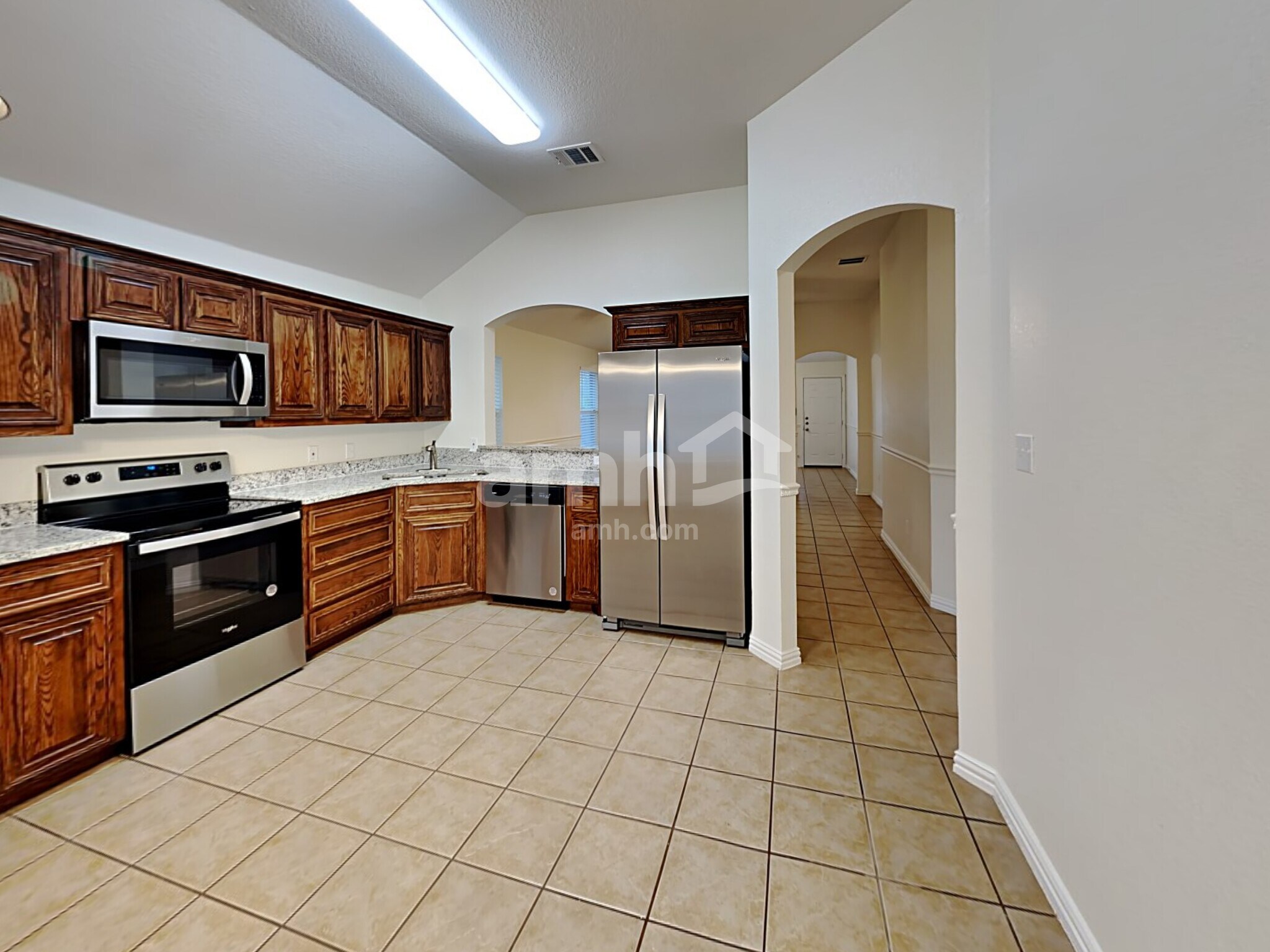 Building Photo - 87 Elmwood Trail