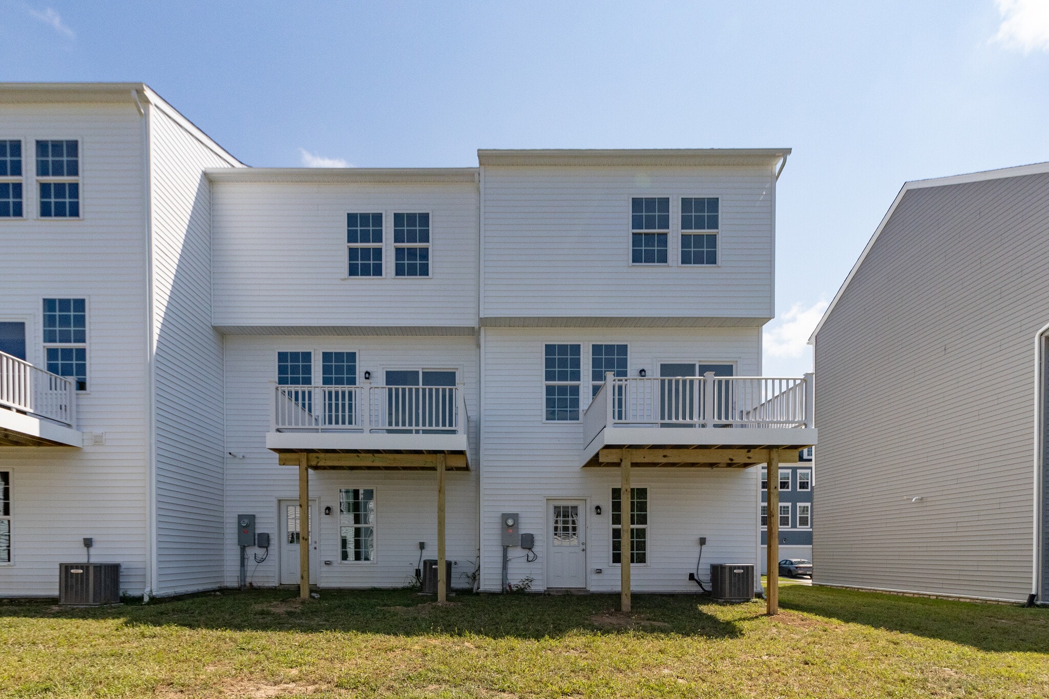 Rear Deck - 36 Dover Ct