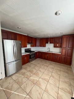 Building Photo - 1600 41st Ave