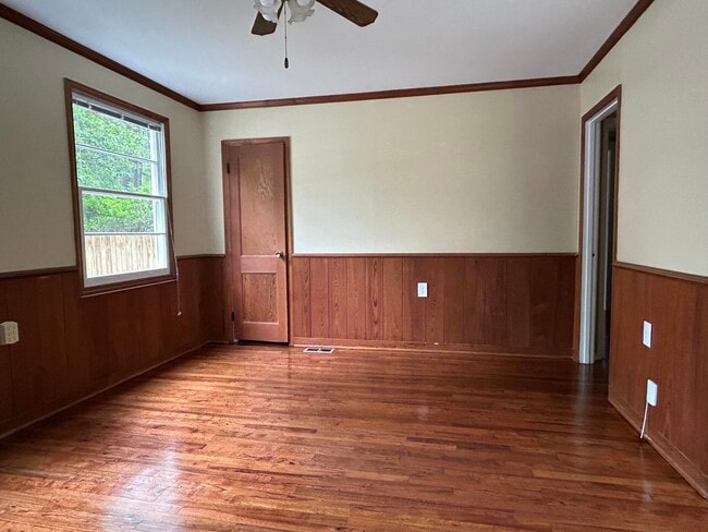 Building Photo - 408 Palm Dr