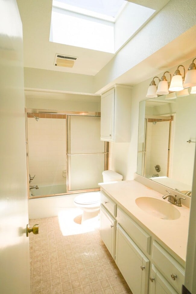 Building Photo - 3 Bed, 2 Bath home in Norman