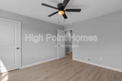 Building Photo - 400 Gallery Ln