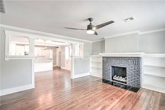 Building Photo - 1118 NW 33rd St