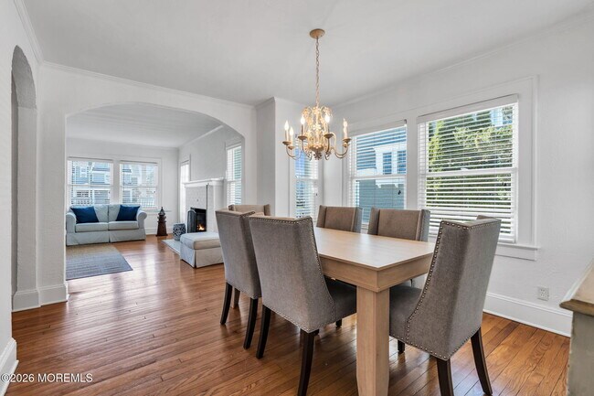 Building Photo - 111 Chicago Blvd