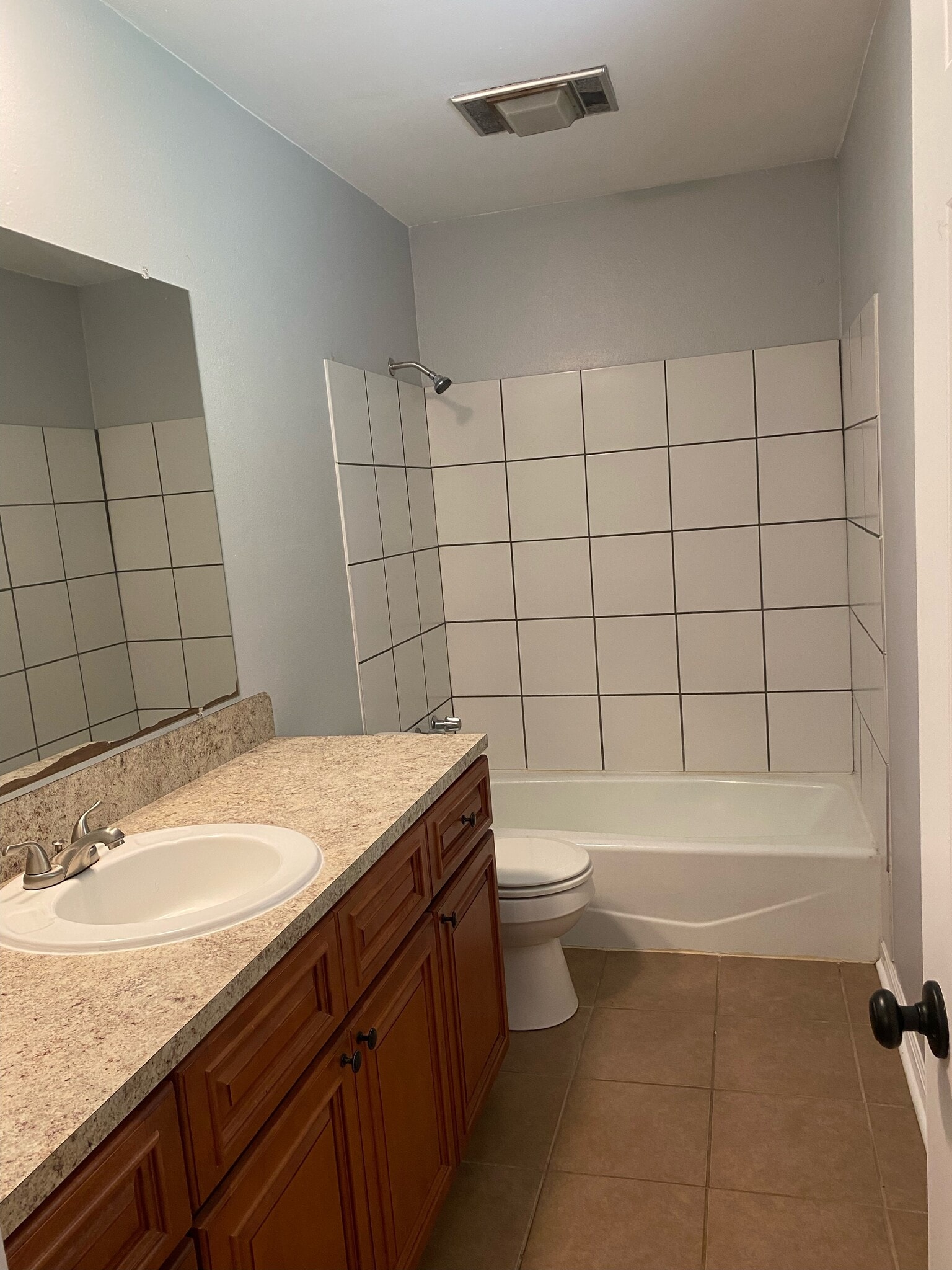 Building Photo - 10937 Carmel Dr