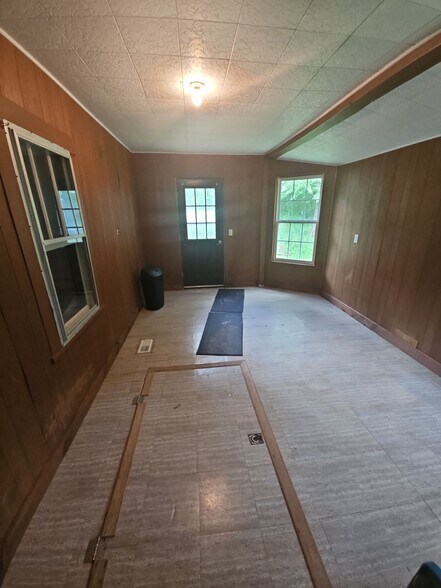 Building Photo - 3486 Cedar Creek Rd