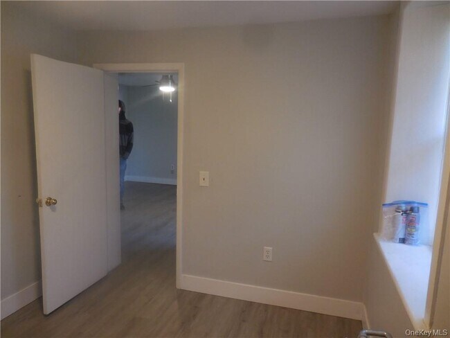 Building Photo - 78 Duncan Ave