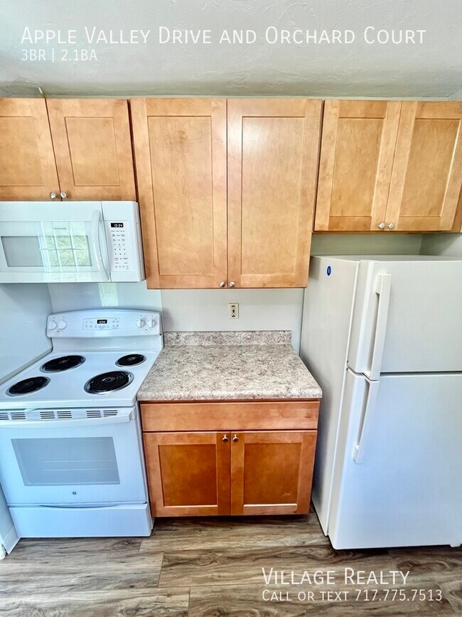 Building Photo - 710 Apple Valley Dr