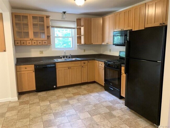 Building Photo - 130 McNamara Rd