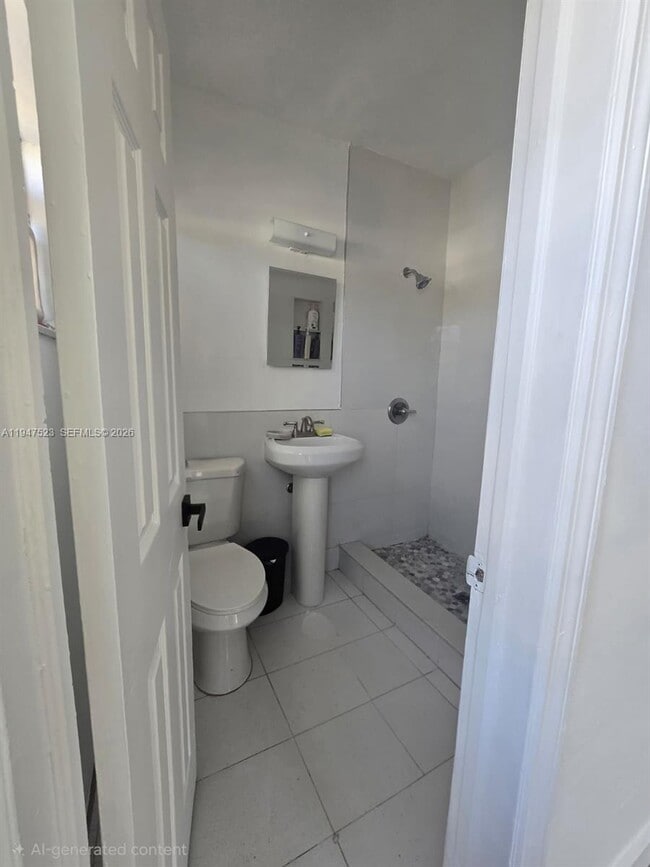 Building Photo - 1945 NE 171 St