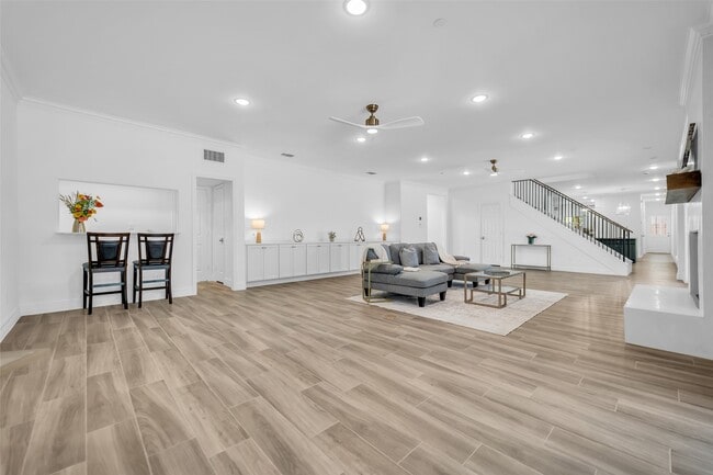 Building Photo - 11314 Williamsburg Dr