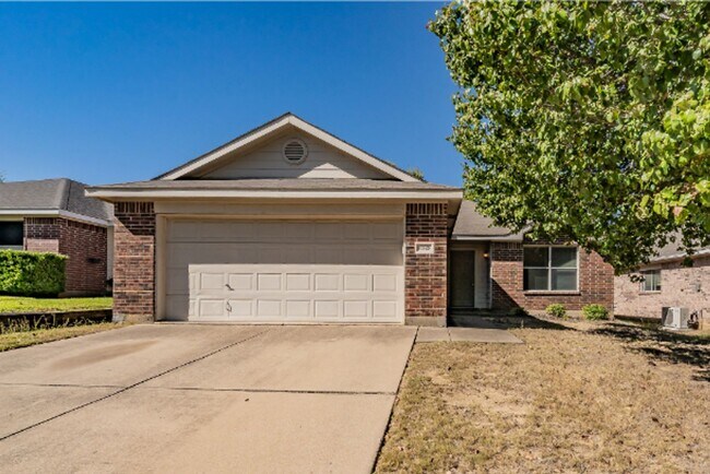 Building Photo - 10325 Bear Hollow Dr