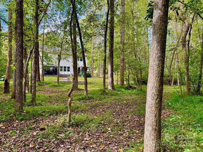 Building Photo - 8419 Aspen Ct
