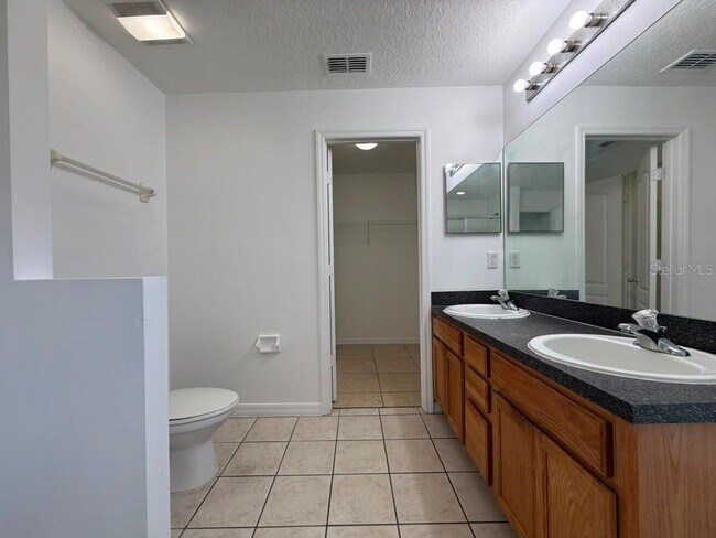 Building Photo - 108 Sundown Ct