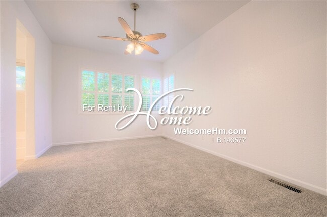Building Photo - 3125 Roxbury Dr