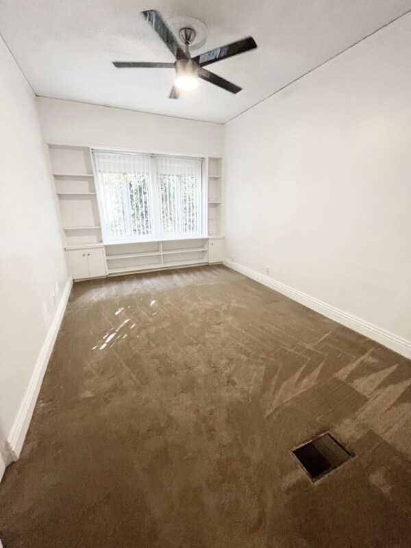 Building Photo - 227 S Gale Dr