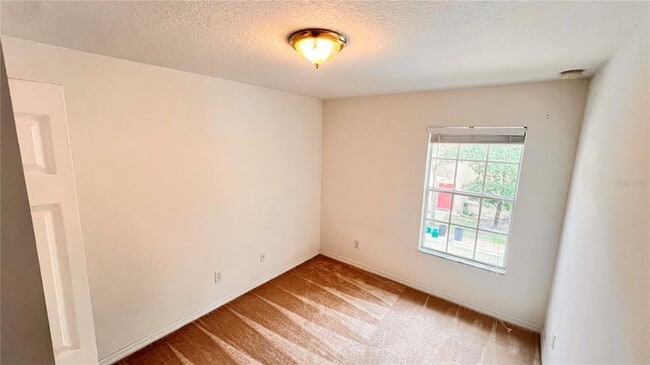 Building Photo - 3658 Oakdale Cir