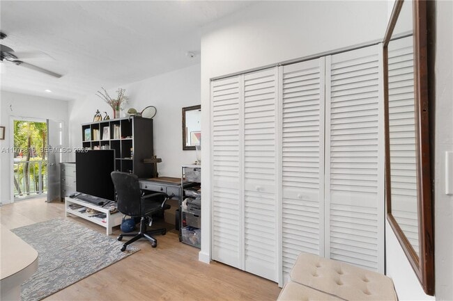 Building Photo - 2445 Lake Pancoast Dr