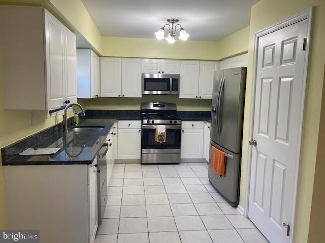 Building Photo - 3744 Swetland Dr