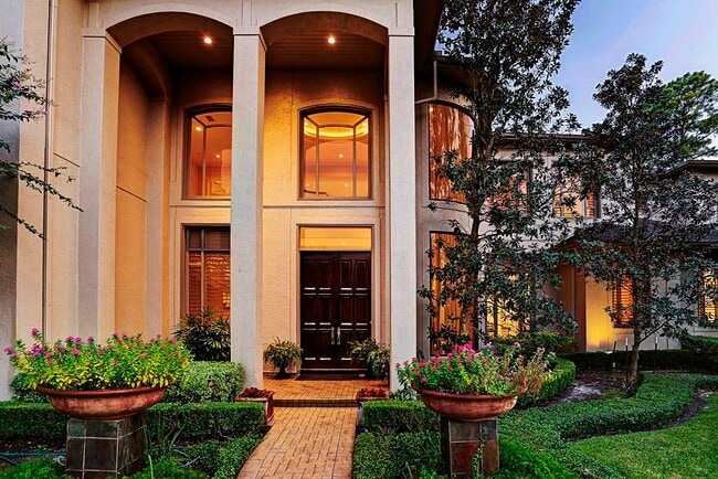 Building Photo - 11101 S Country Squire