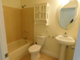 Building Photo - 15 Kulanihakoi St