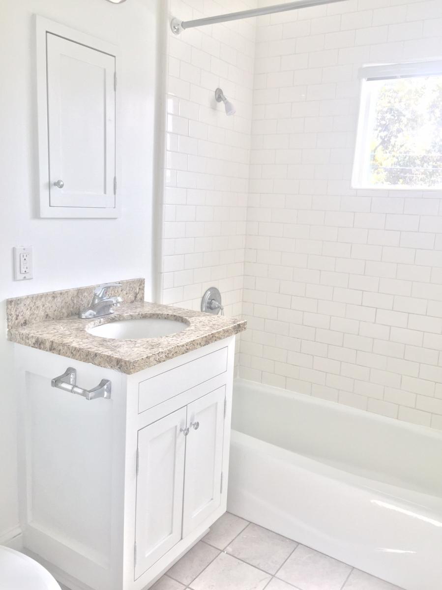 Building Photo - 3825 1/2 Sawtelle Blvd