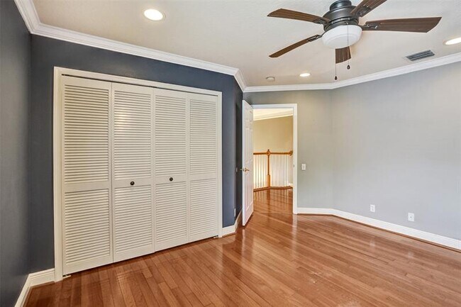 Building Photo - 10442 NW 60th Pl