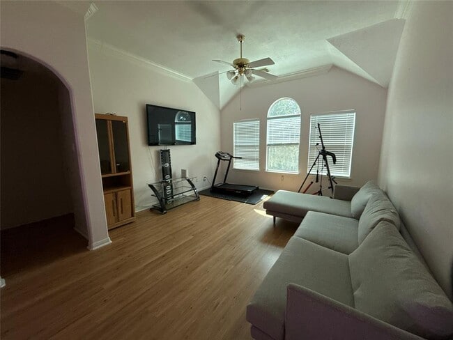 Building Photo - 7819 Blue Stream Ct