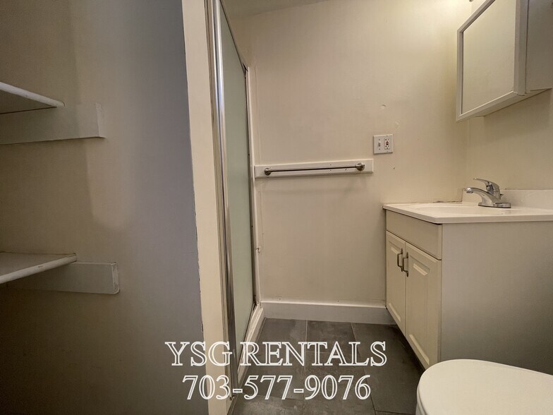 Building Photo - 8 Alleghany St