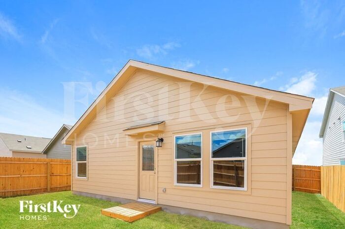 Building Photo - 10551 McClintock Dr