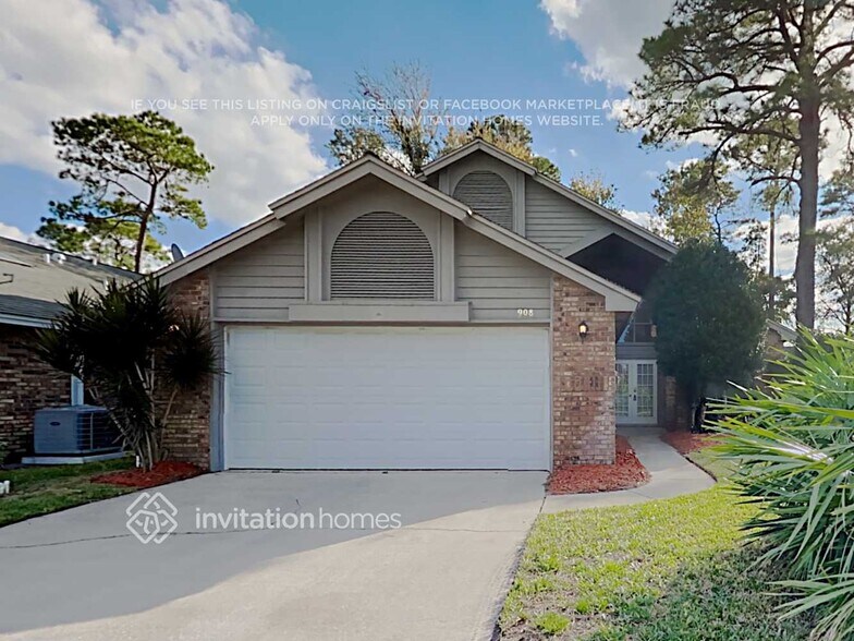 Primary Photo - 908 Silver Leaf Pl