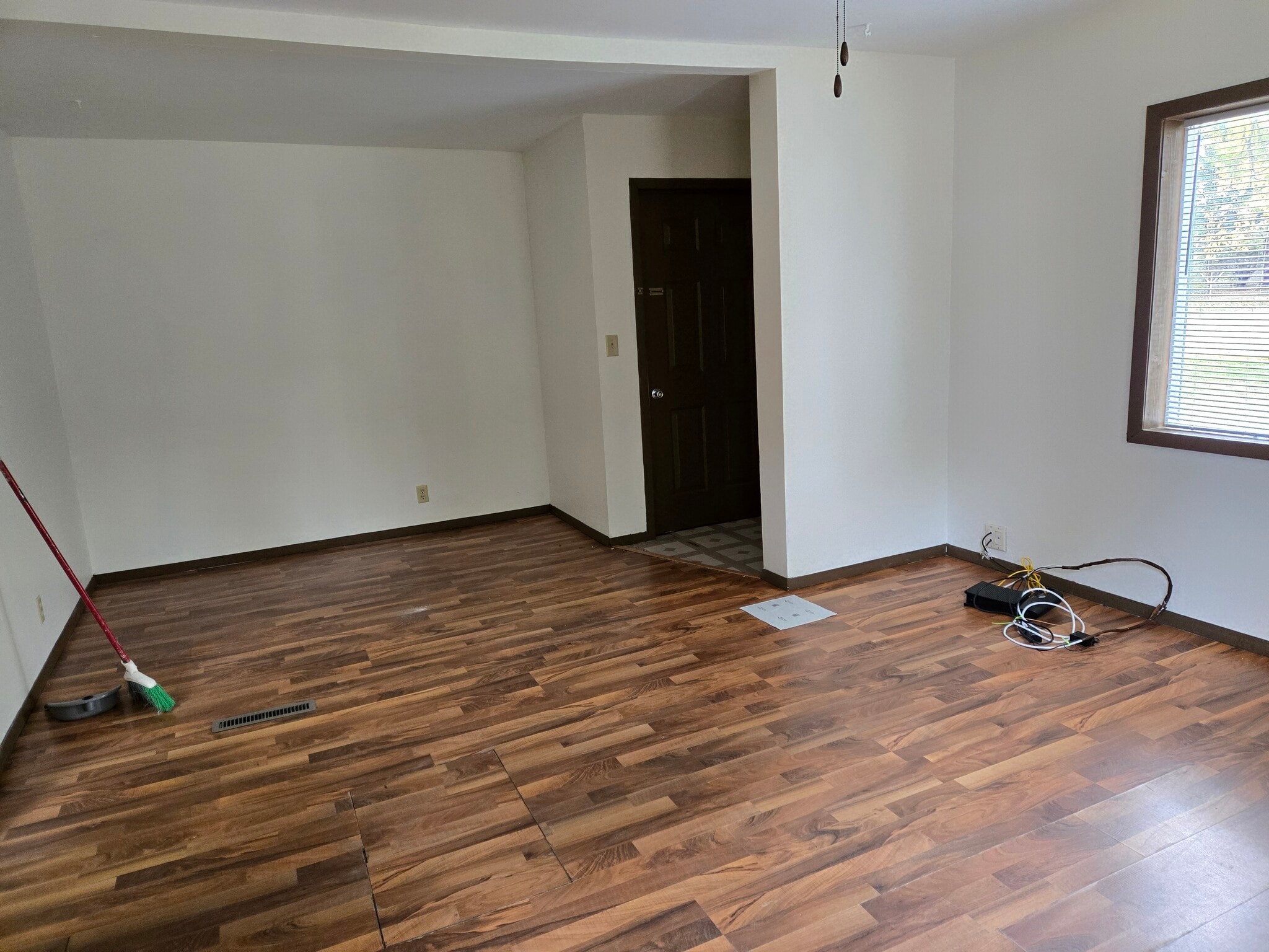 Living room/alcove - 2725 Soo Marie Ave