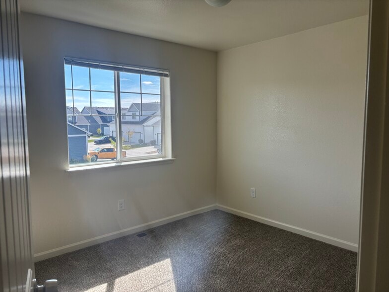 Building Photo - 4355 24th Street Rd