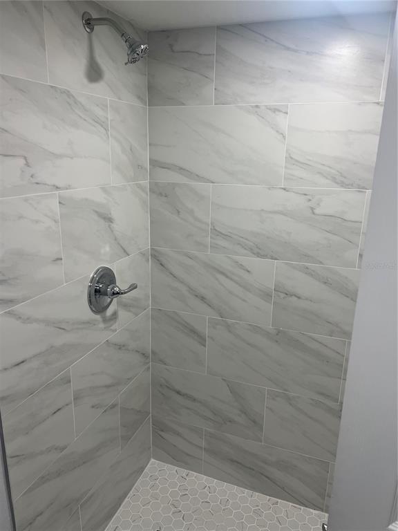 Building Photo - 2105 N Allendale Ave