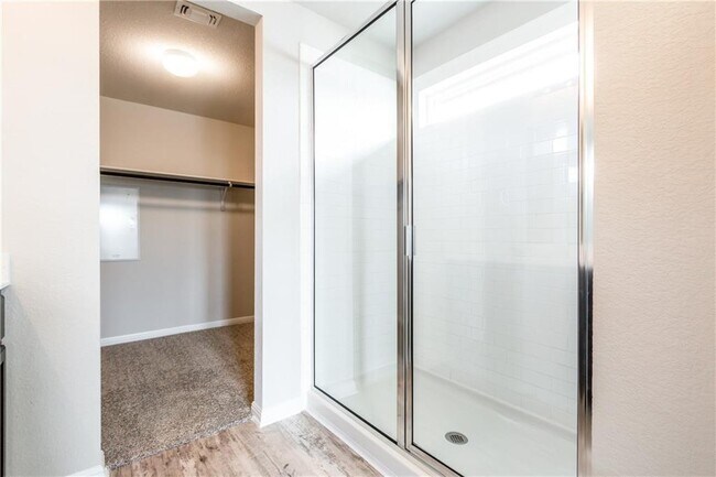 Building Photo - 2718 Bridekirk Dr