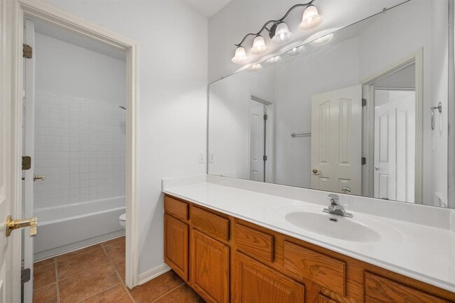 Building Photo - 6920 Larue Belle Cove