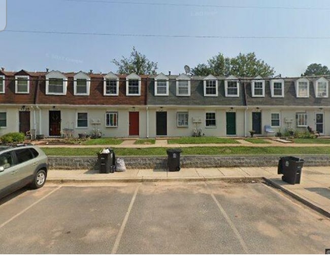 1729 Village Green Dr 1729 Village Green Dr Hyattsville MD 20785