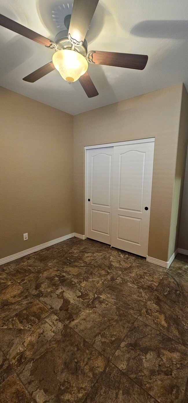 Building Photo - Welton Place